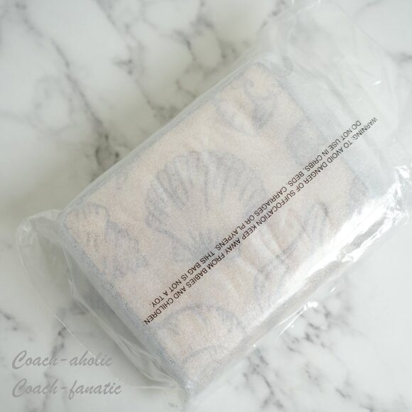 NWT Coach CBO72 Snap Wallet In Signature Canvas With Shell Print In Sand Multi - Picture 6 of 6